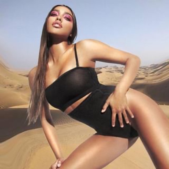 SKIMS Power Mesh High Waist Thong Onyx Black NEW - Picture 7 of 8